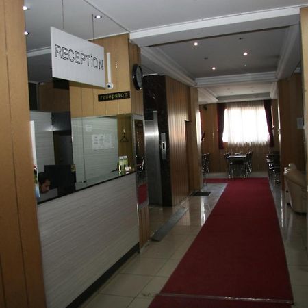 Oz Altin Basak Hotel Ankara Esterno foto